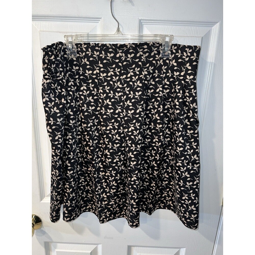 Loft skirt Womens XXL Pull On Leafed pleated Elastic Waist Coastal beachy New - Picture 9 of 10